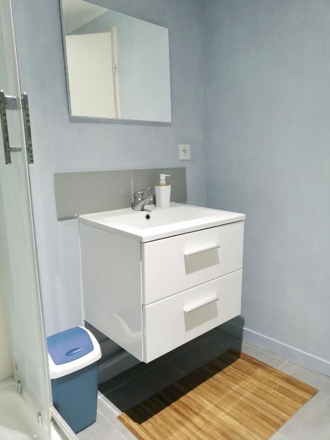 Blue Rent Apartment Брон Екстериор снимка